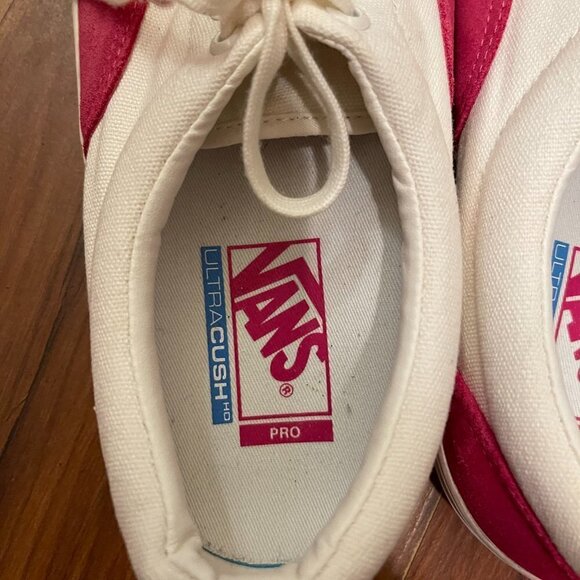 Men's Vans Pink Suede Shoes Size 9.5 - Picture 4 of 5